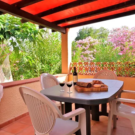 Prázdninový areál Pinea Mare