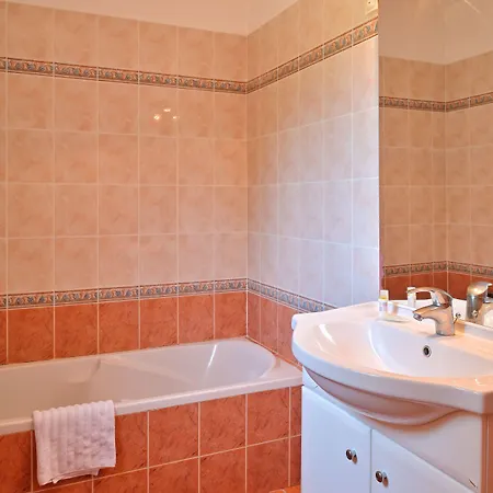 Prázdninový areál Pinea Mare Poggio Mezzana