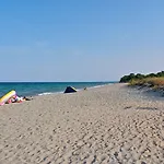 假日公园 比内亚马雷酒店 3*