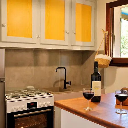 Pinea Mare 3* Poggio Mezzana