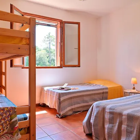 Parque de vacaciones Pinea Mare 3*