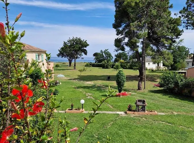 Pinea Mare 3*