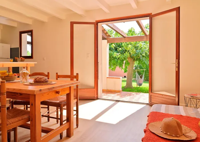 比内亚马雷酒店 3* 波吉奥· 梅扎纳