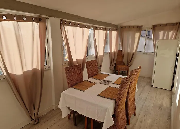 比内亚马雷酒店 波吉奥· 梅扎纳